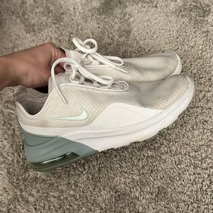 WOMENS NIKE, just need a clean, super comfortable, great everyday shoe